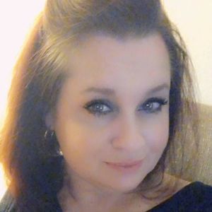 Meet your Posher, Janet